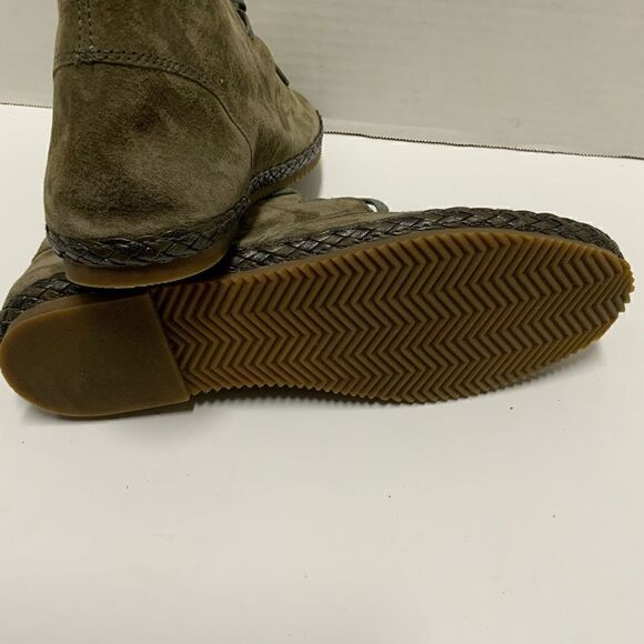Aetrex 'Addison' Olive Suede Chukka Boots 9-9.5 - Picture 5 of 9